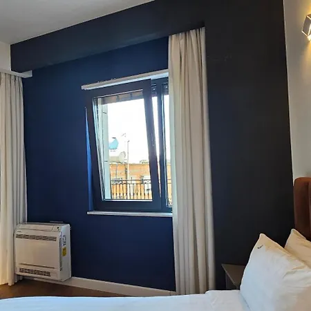 Apartment Tam Serviced Mozart Center