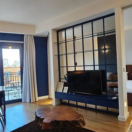Apartment Tam Serviced Mozart Center